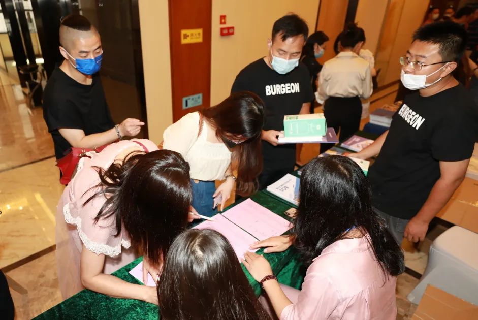 ΢��ͼƬ_20250220105332